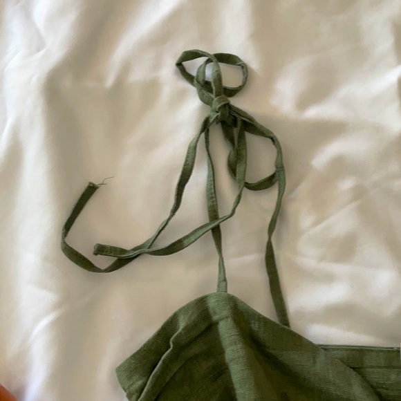 New Matching Set Crop Top and Skirt - Picture 10 of 11